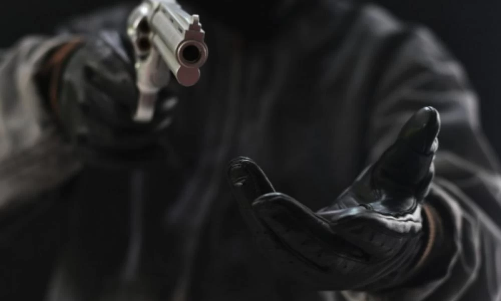 Νέα Φιλαδέλφεια: Τρόμος από ένοπλη ληστεία με ομηρία σε τράπεζα